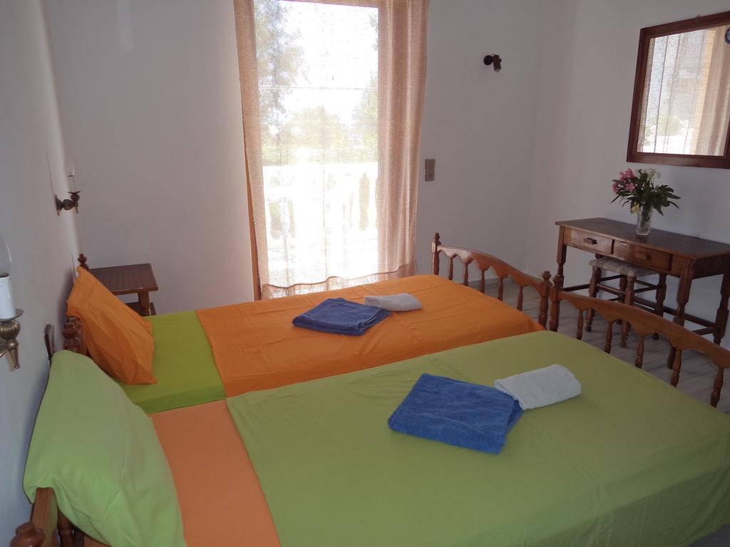 Renesis Studios Lithakia  Chambre photo