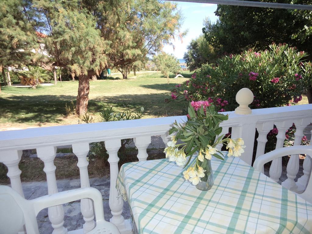 Renesis Studios Lithakia  Chambre photo