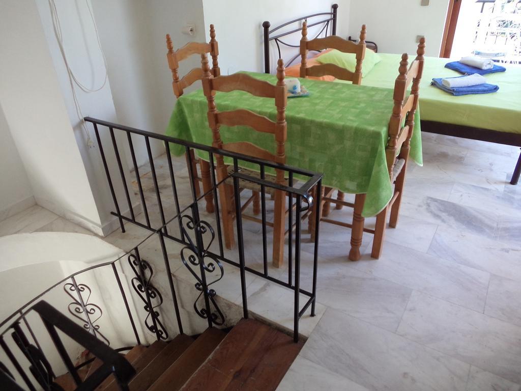 Renesis Studios Lithakia  Chambre photo