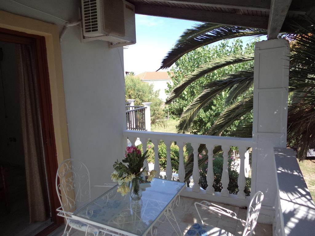 Renesis Studios Lithakia  Chambre photo