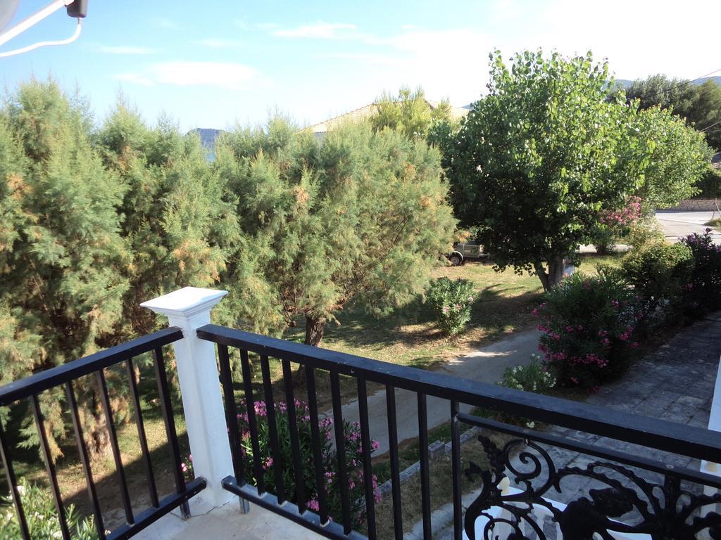 Renesis Studios Lithakia  Chambre photo
