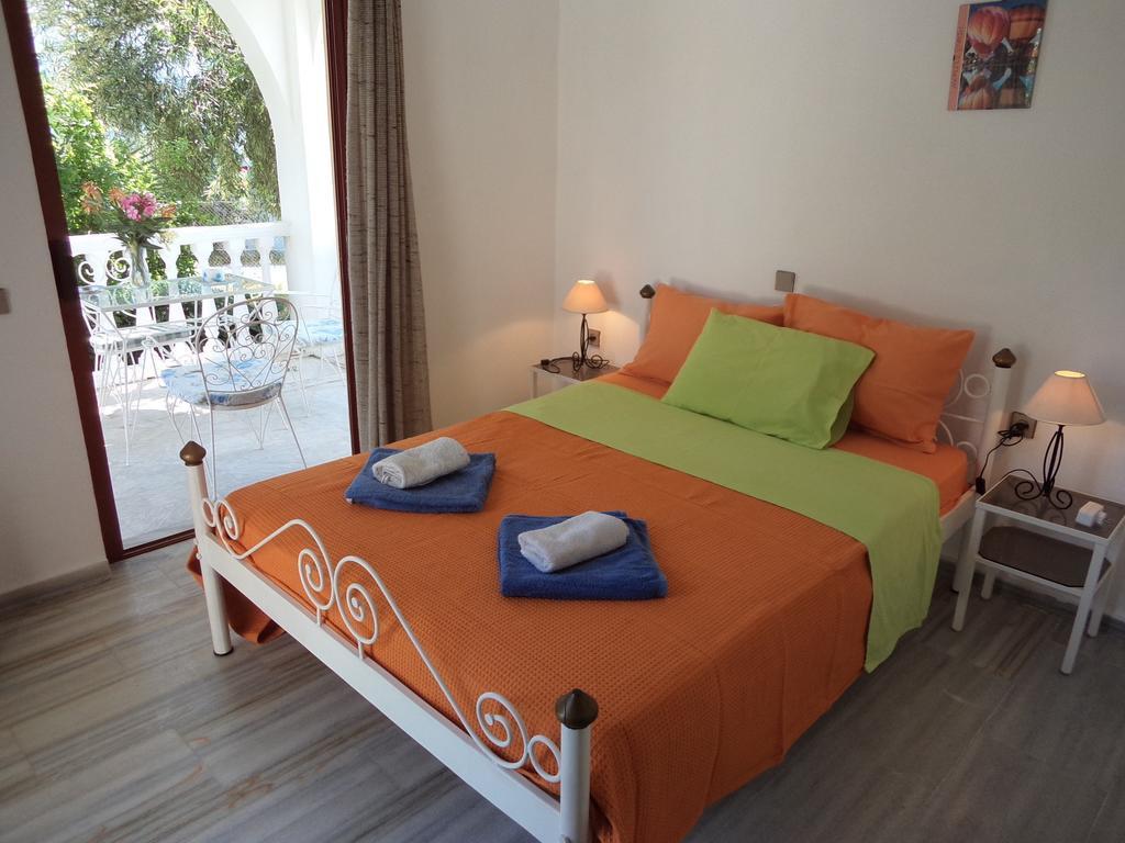 Renesis Studios Lithakia  Chambre photo